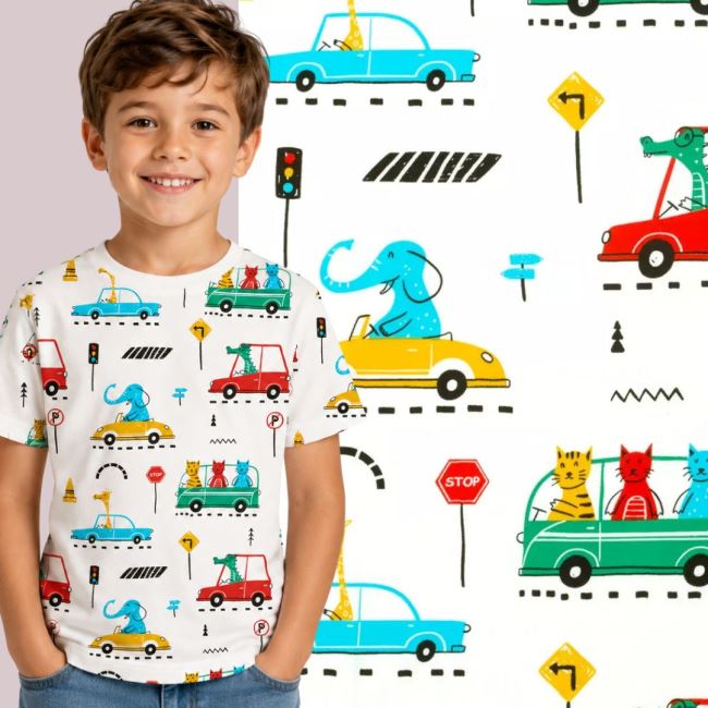 Cream-colored cotton knit with a print of cars and animals 25701/051