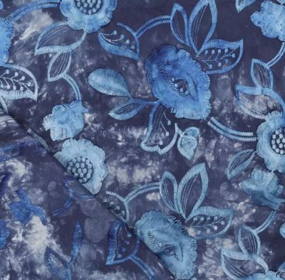 Cotton fabric with a batik look with a plastic pattern of embroidered flowers 22914/650 (3)
