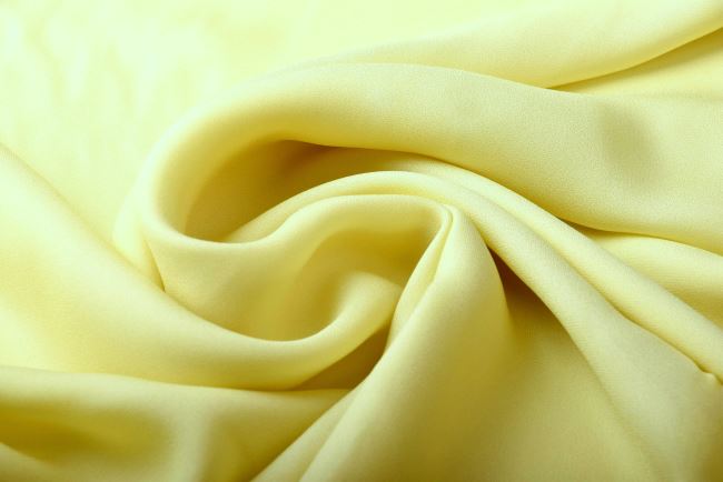 Viscose fabric in green-yellow color Q1112