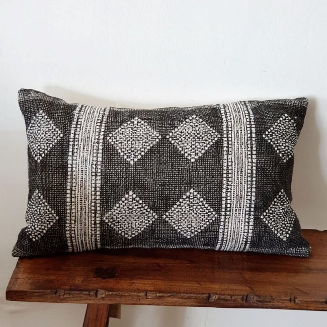 Cushion cover from Bali in black color with stripe print size 50x30 cm BALI17