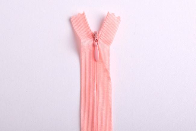 Hidden zipper in salmon color 20cm I-3W0-20-612