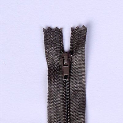 Spiral zipper in khaki color 16cm I-3S0-16-327