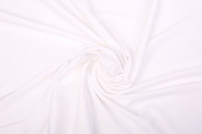 Functional knitwear 2nd quality in white MOR736016 Functional knitwear 2nd quality in white MOR736016