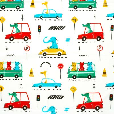 Cream-colored cotton knit with a print of cars and animals 25701/051 (1)