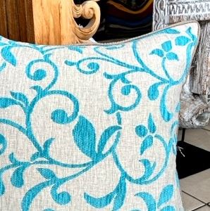 Cushion cover from Bali in red color with decorative ornaments size 50x50 cm BALI22 (1)
