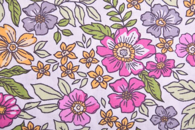 White poplin with flower print 19429/061
