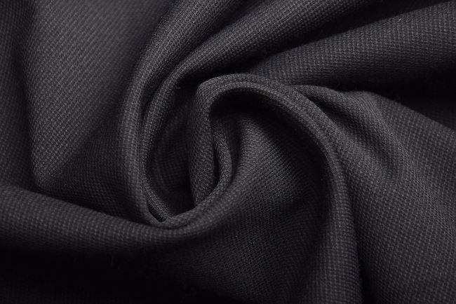 Suit fabric in dark blue color TI459