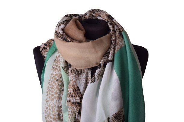 Scarf with stripes and animal print SA346