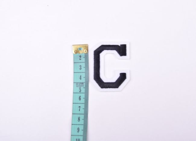 Iron-on patch letter C TH307