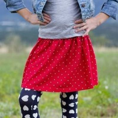 Children's skirt in pleasant rubber. Children's skirt in pleasant rubber.