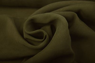 Cupro in dark green with velvet finish QT090