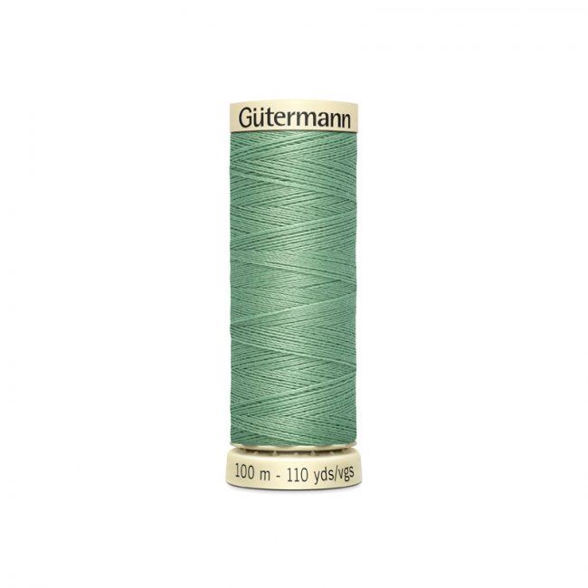 Universal sewing thread Gütermann in light green color 913