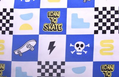 Cotton knit in white with boyish print 23651/050