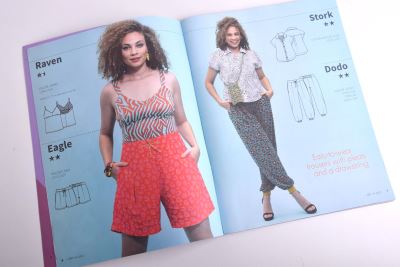 Magazine with cuts Stitched by you 2022 17996/001 (4)