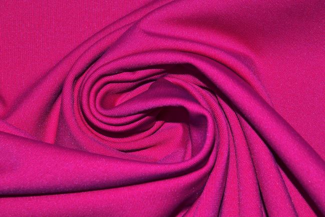 Functional knitwear in dark fuchsia color MO875004