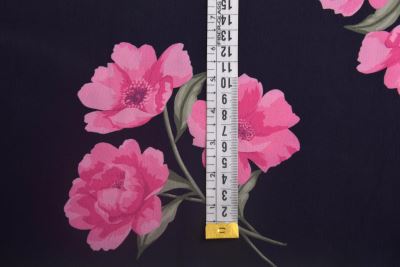 Blouse/dress fabric in black with flower print TU43628 (3)