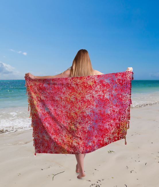 Pareo/sarong from Bali with coconut buckle with batik in red color with flower print BALI1