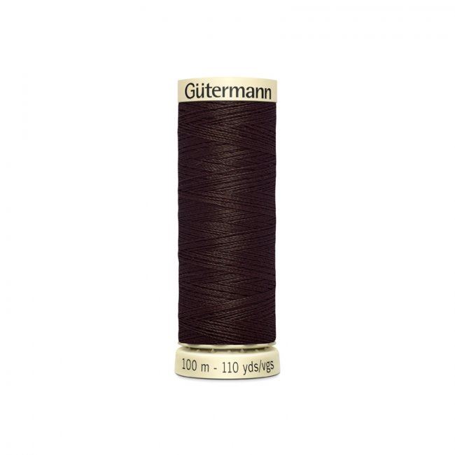 Universal sewing thread Gütermann in dark chocolate color 696
