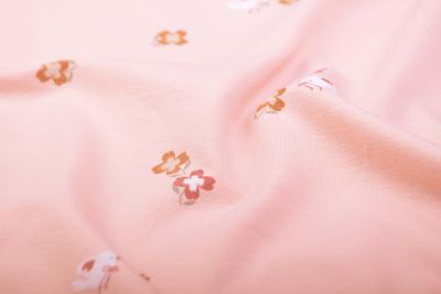 Cotton knit in nude color with flower print 19457/111 (4)