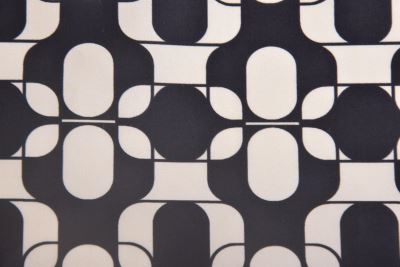 Cream-colored cotton fabric with decorative print DS-MOR229 (2)