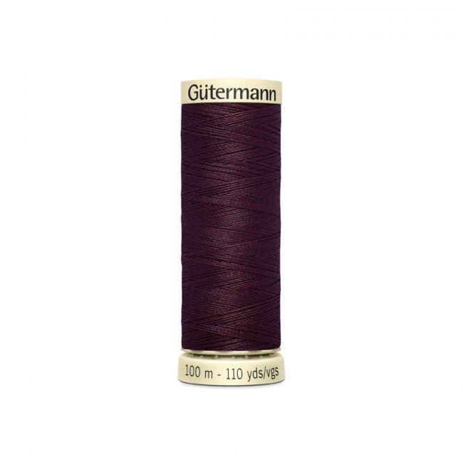 Universal sewing thread Gütermann in dark mahogany color 130