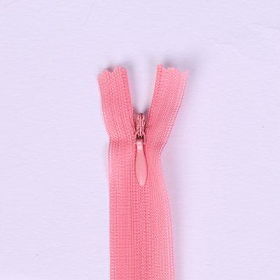 Hidden zip light pink 18cm I-3W0-18-134
