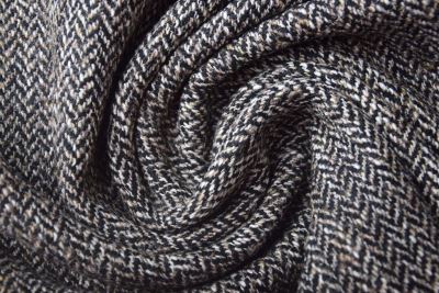 Coat fabric in black with zigzag pattern TI2045 (4)