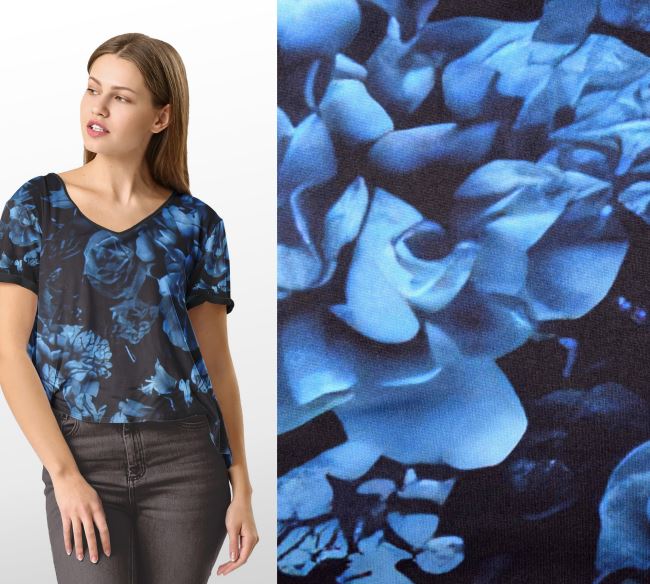 Kimo knit in black with a digital print of blue flowers CC370