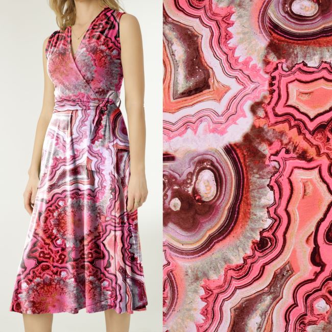 Viscose knitwear in pink with an abstract print MI57003/002