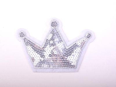 Iron-on patch in the shape of a silver crown with sequins TH361