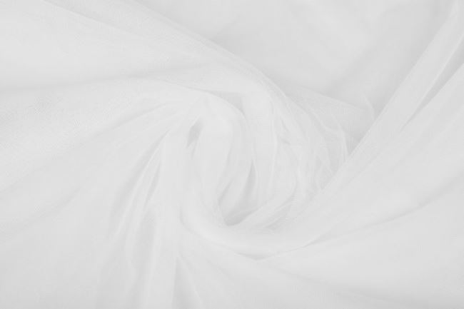 Soft tulle in white color 330-61206