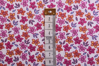 Poplin in cream color with decorative flower print 19430/051 (2)