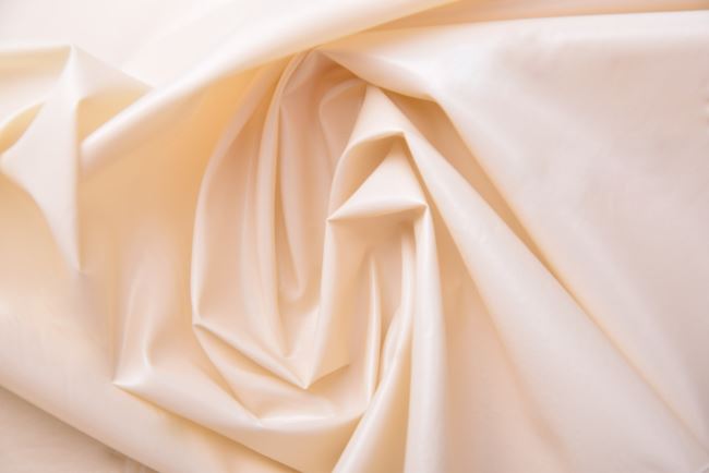 Rusty fabric in cream color with gloss SU022