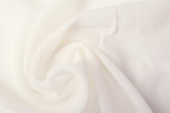 Fine silk in cream color HL001