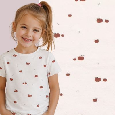 Cream-colored cotton knit with apple print 18464/051 Cream-colored cotton knit with apple print 18464/051
