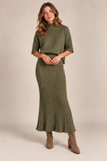 Set of sweater with turtleneck and skirt in green color ITA-KOM02