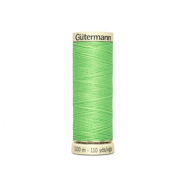 Universal sewing thread Gütermann in light green color 153