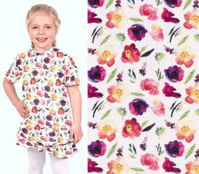 White muslin with digital print of colorful flowers 21550/050 White muslin with digital print of colorful flowers 21550/050