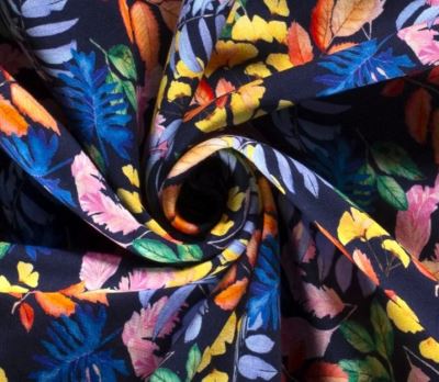 Combed tracksuit in blue color with digital print of colored leaves 19365/008 (5)