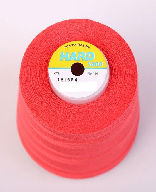 Sewing thread in red with a spool of 5000 yards I-N50-40-18664