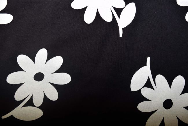 1 m French Terry tracksuit in black with flower print DS-KUP144