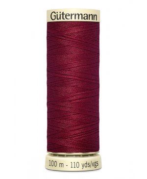 Universal sewing thread Gütermann in dark cyclamen color 910