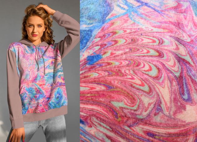 Reversible luxury fleece with glossy digital peacock feather print 20201/870