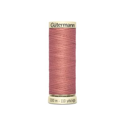 Universal sewing thread Gütermann in old pink color 79 Universal sewing thread Gütermann in old pink color 79