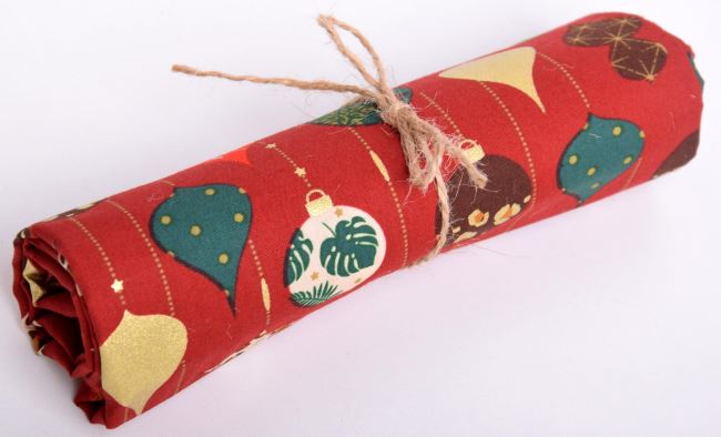 Roll of Christmas cotton in dark red with printed decorations RO18706/016