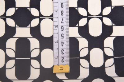 Cream-colored cotton fabric with decorative print DS-MOR229 (3)