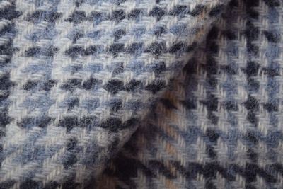 Coat fabric in blue with a checkered pattern TI2034