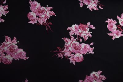 Viscose fabric in black with flower print TU20436