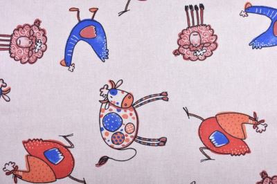 Decorative fabric with a print of domestic animals 1243/050