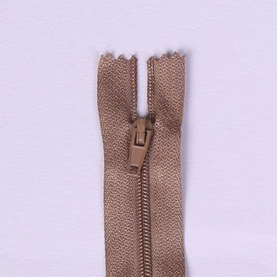 Spiral zipper light brown 20cm I-3C0-294